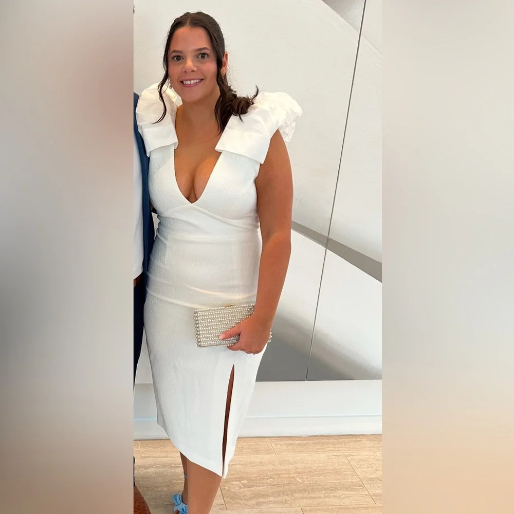 Rebecca Vallance Puff Sleeve V neck Midi dress - Picture 3 of 7